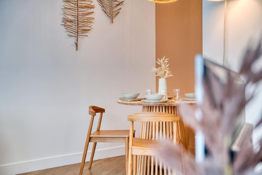 Superbe Appartement En Rdc Proche Marche Central La Rochelle  Eksteriør billede