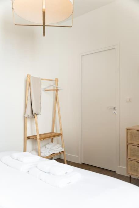 Superbe Appartement En Rdc Proche Marche Central La Rochelle  Eksteriør billede