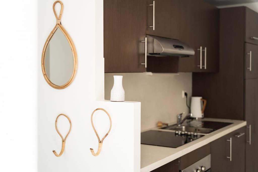 Superbe Appartement En Rdc Proche Marche Central La Rochelle  Eksteriør billede